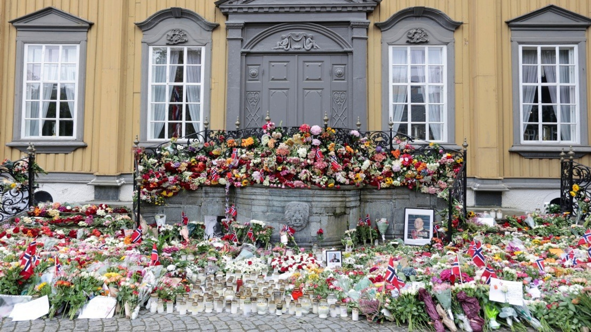 Norway Mourns King Harald V With Nationwide Memorial Services; Son Assumes Throne as Haakon VIII
