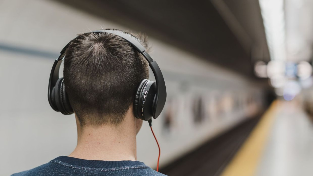 Musicians Draw a Line: The Growing Standoff Between Artists and AI Companies Over Voice Training