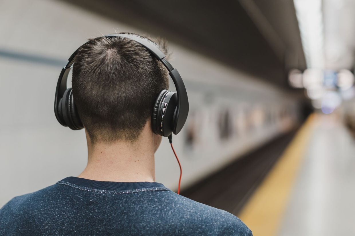 Musicians Draw a Line: The Growing Standoff Between Artists and AI Companies Over Voice Training