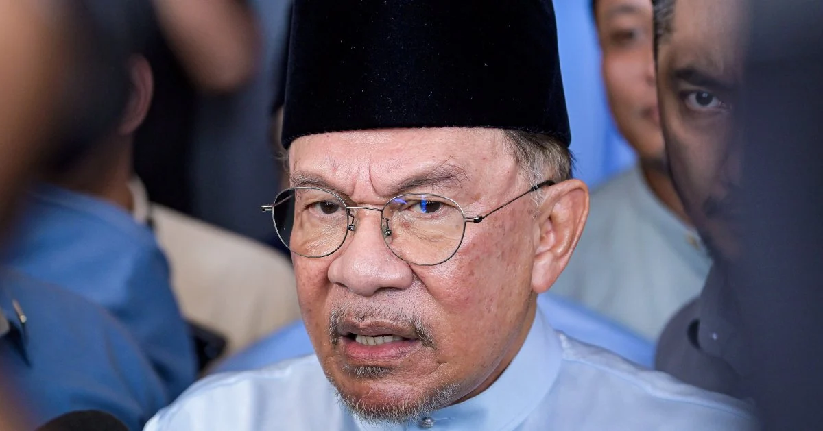 Anwar Denies Directive to Exclude Onn Hafiz from Felda Event