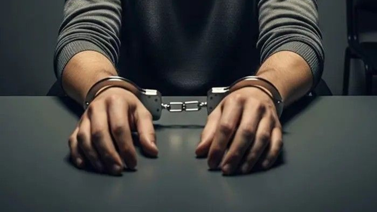 Teenager detained over mother's death and sister's stabbing in Perth
