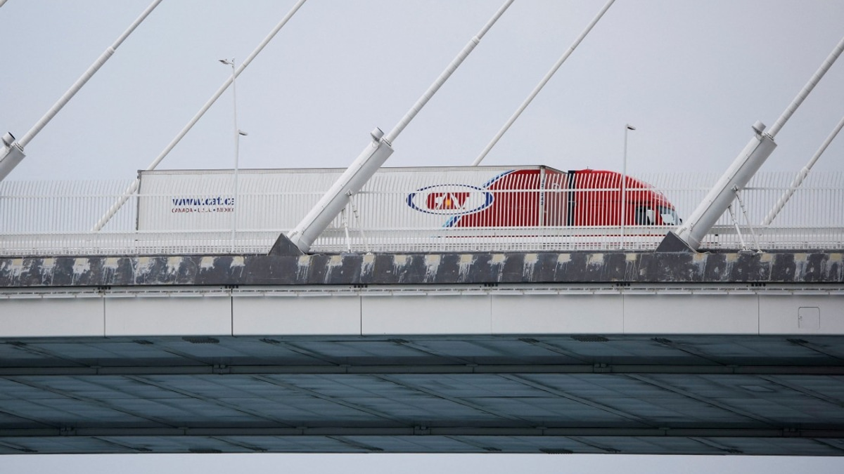 Gordie Howe Bridge Opens as First Cross-Border Vehicles Cross US-Canada Link