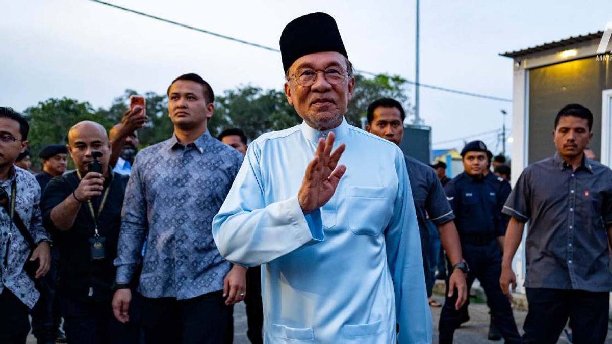 Anwar calls for unity mandate as Negri Sembilan votes in state election