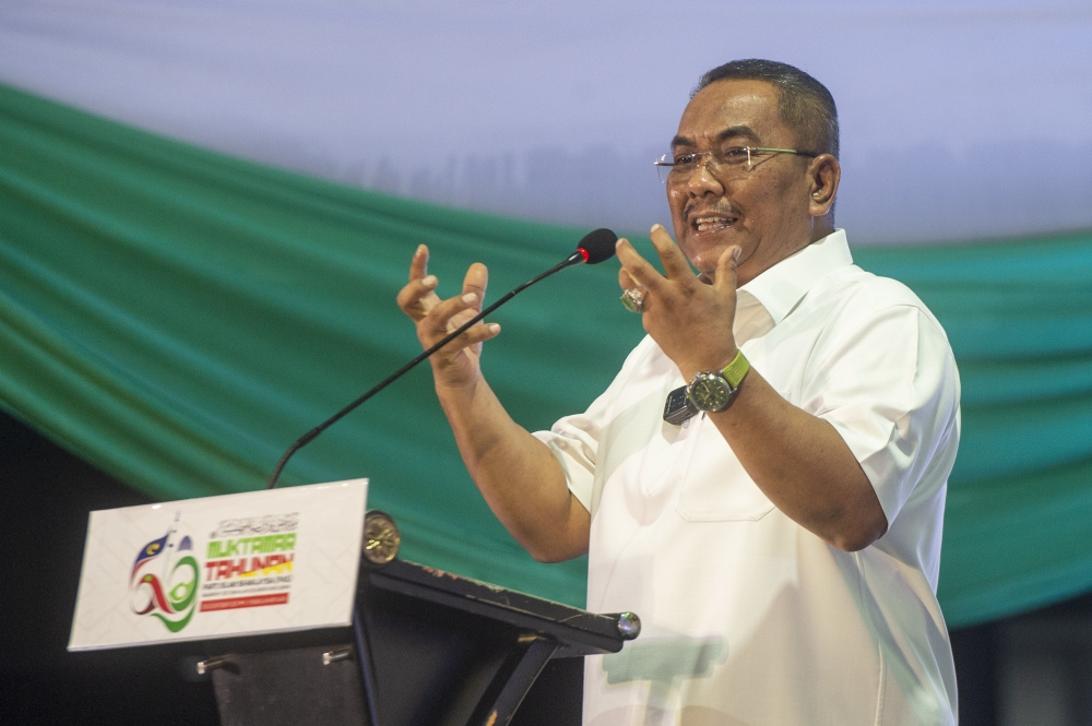 Zahid Tells Sanusi to Concentrate on Kedah, Not Negeri Sembilan