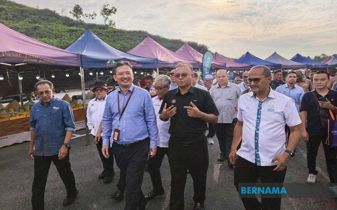 Government Ramps Up Drive To Reach Small Traders With RM5 Billion Micro-Financing Scheme