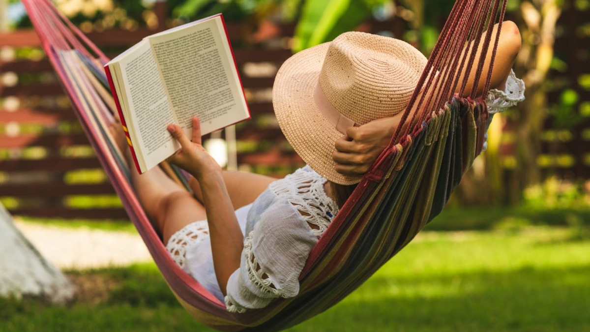Summer 2026's Must-Read Books: From Ocean Survival to Silicon Valley Secrets