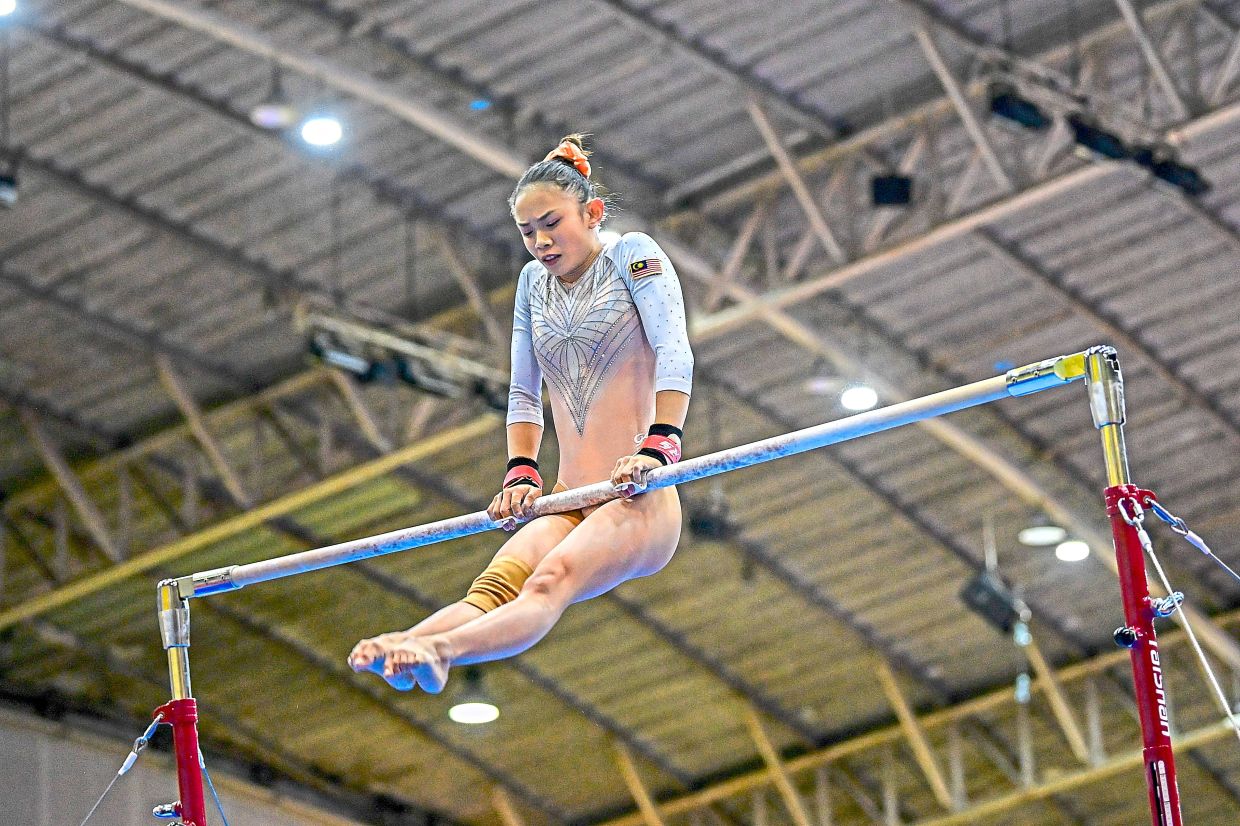 Yeoh seals uneven bars final spot as Malaysia delivers mixed results on Games day two
