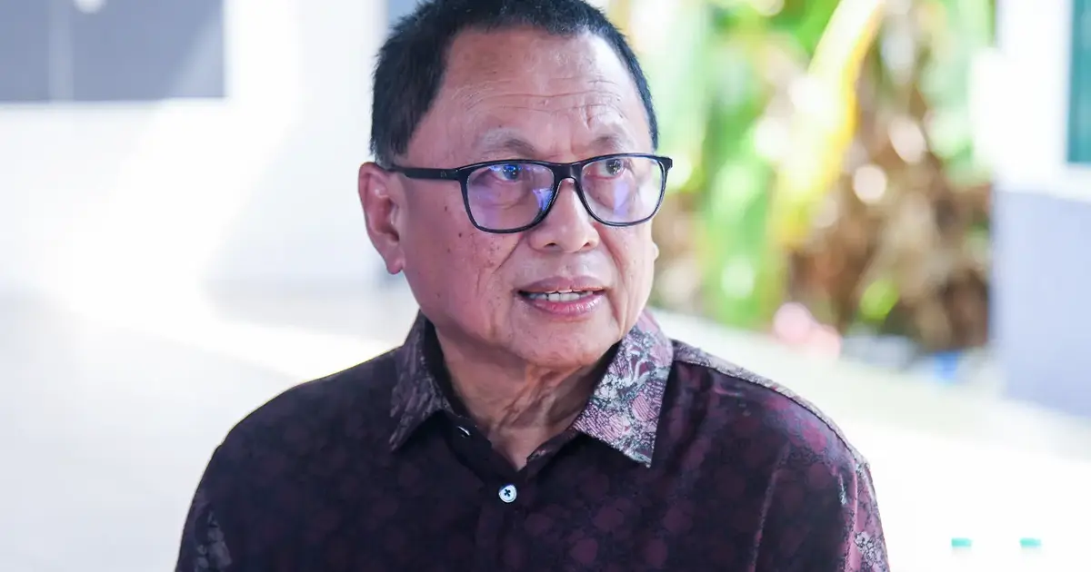 Umno MP Puad Zarkashi Quits Party Ahead of Johor Election