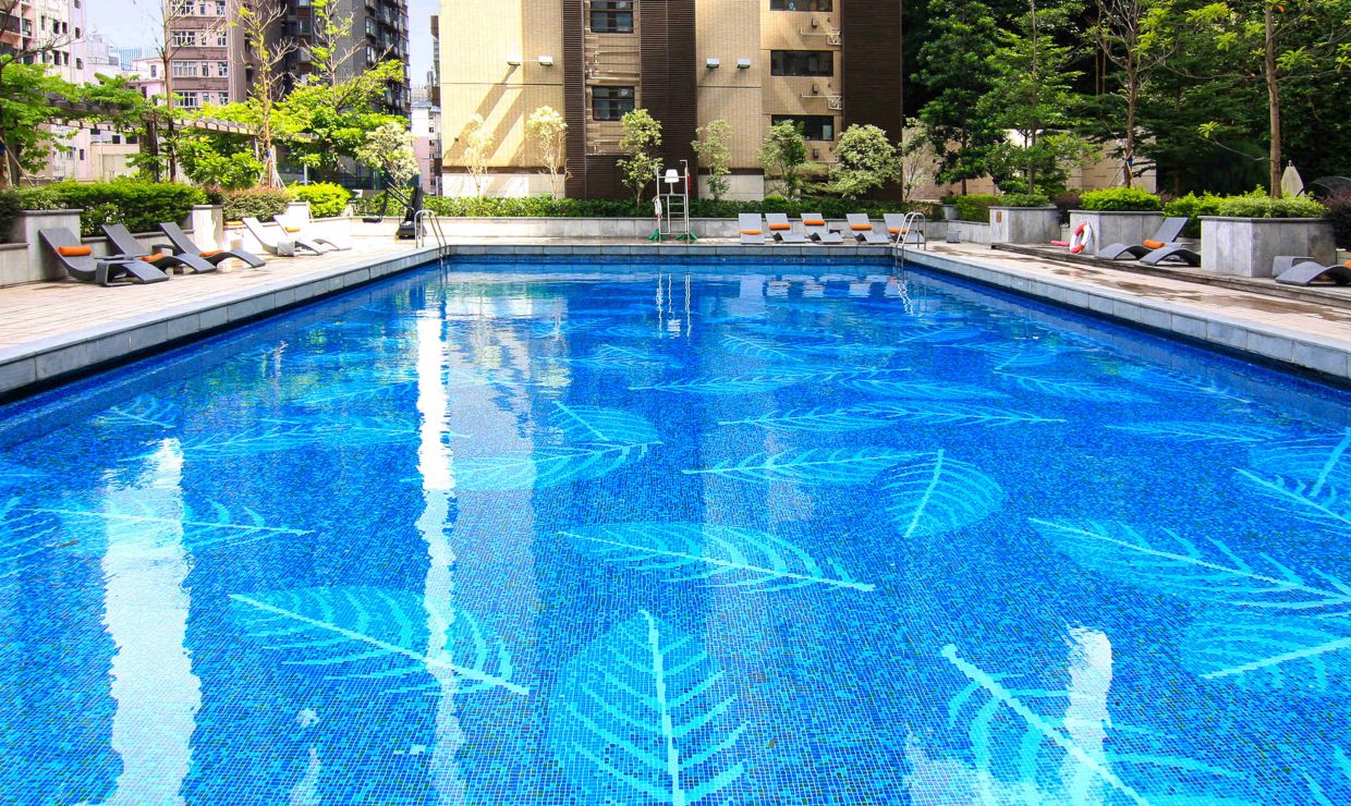 Hong Kong authorities shut private pool after discovering lifeguard using fake credentials