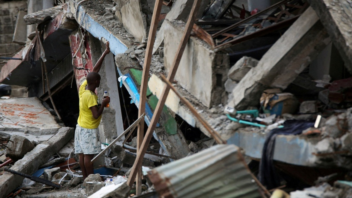 Colombia Battles Dual Crisis as Wildfires Explode Across Nation While Earthquake Recovery Falters