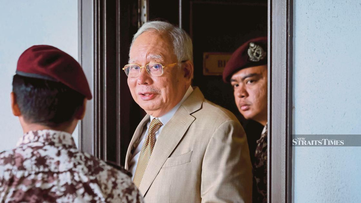 Bar Council Challenge to Najib's Sentence Looms as Week of High-Stakes Court Hearings Begins