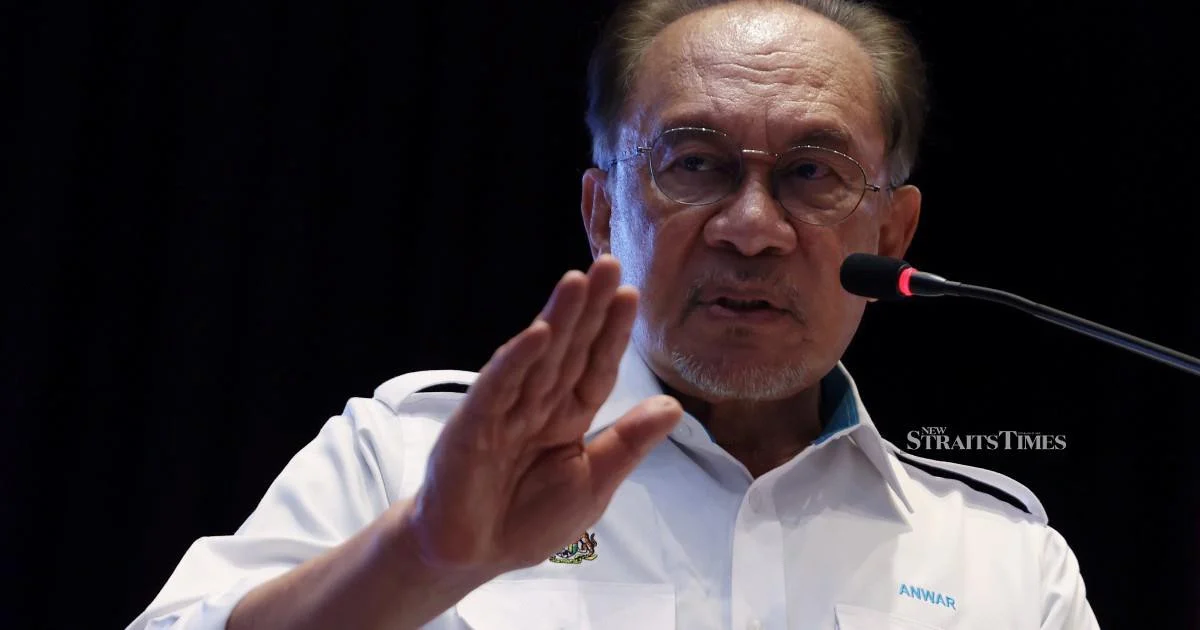 Civil service excellence underpins Malaysia's global competitiveness surge, Anwar says