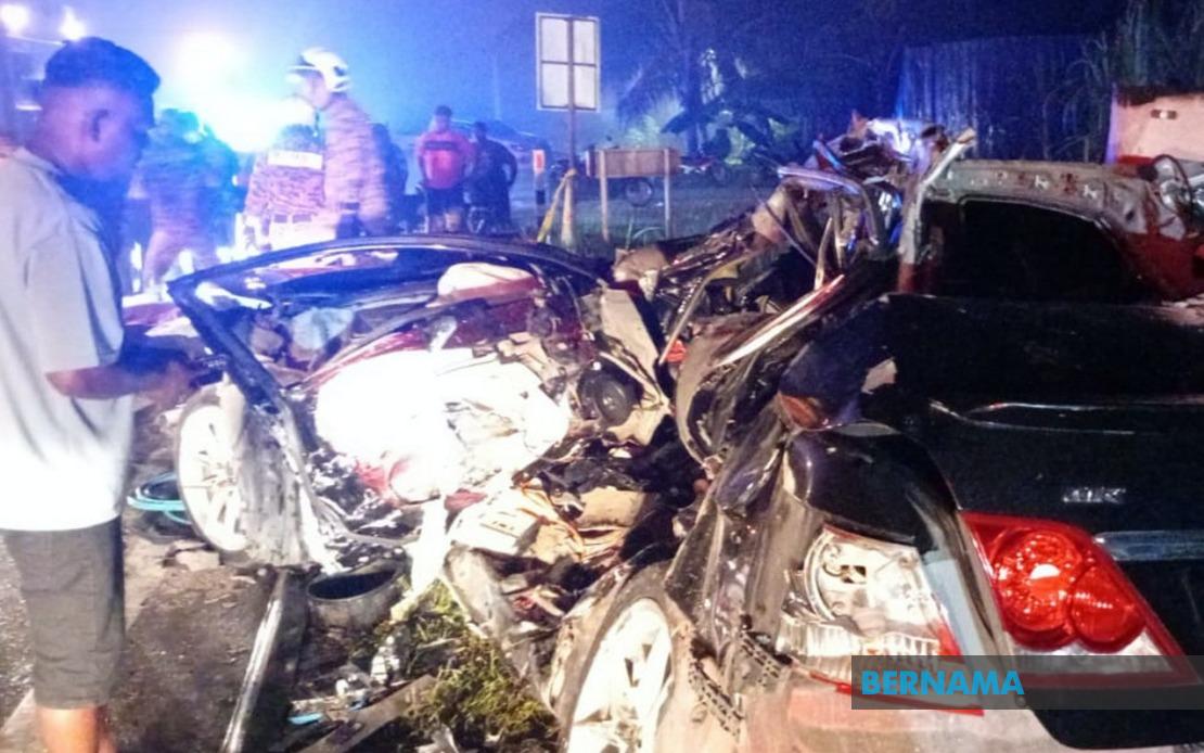 PM Anwar Expresses Grief Over Bentong Highway Fatalities, Urges Road Safety Vigilance