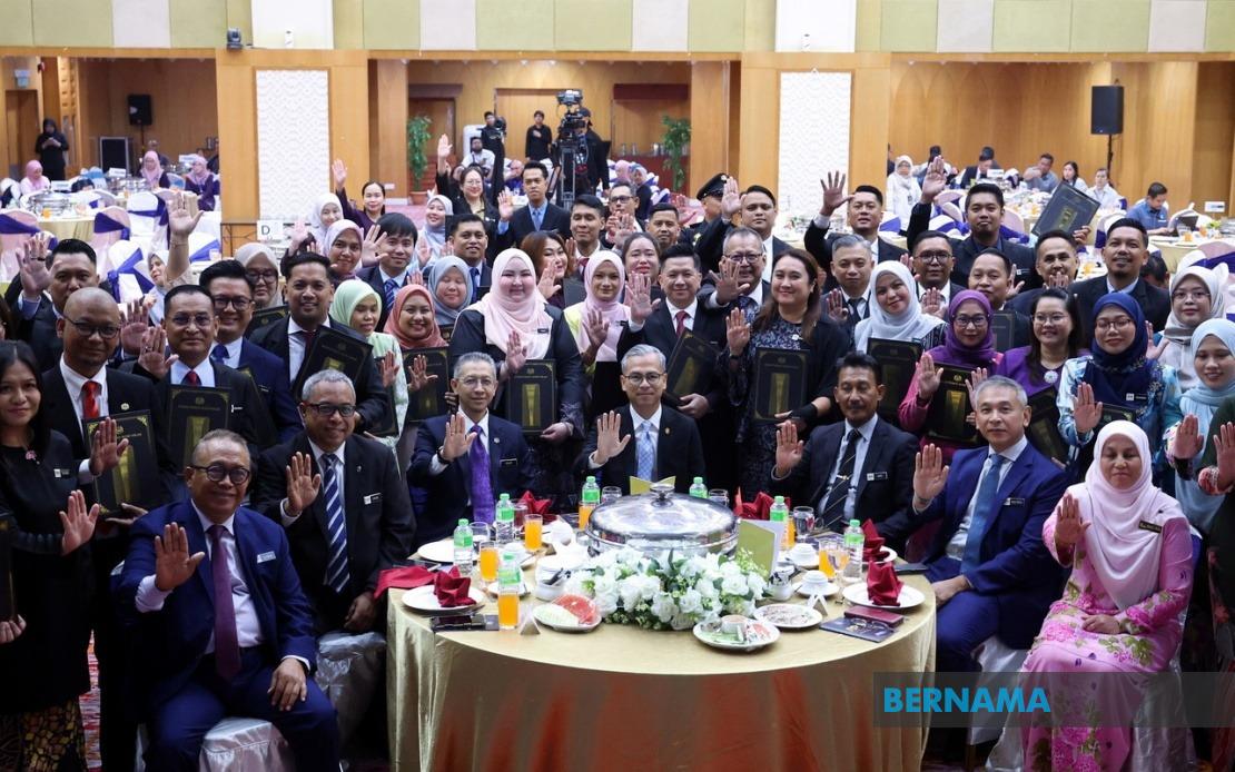 MADANI Government Prioritises Real Impact of Economic Growth on Ordinary Malaysians, Says Fahmi
