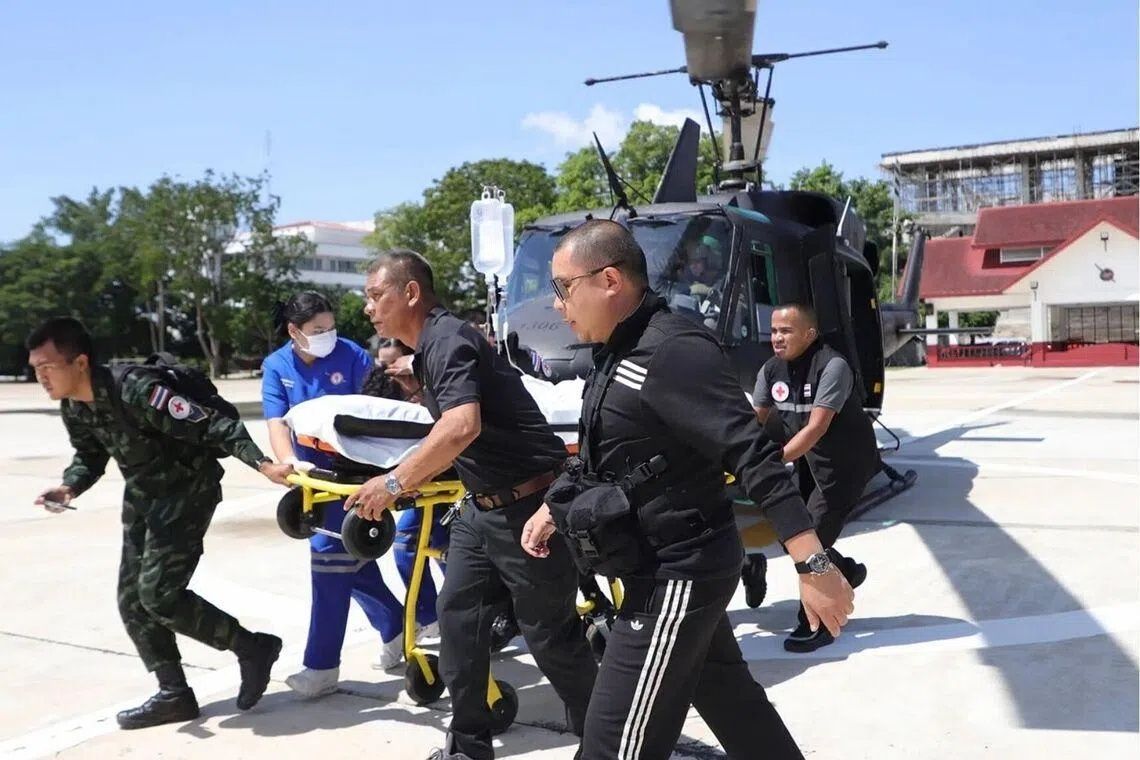 Twin bombings wound 11 Thai police in Yala and Pattani, escalating southern violence