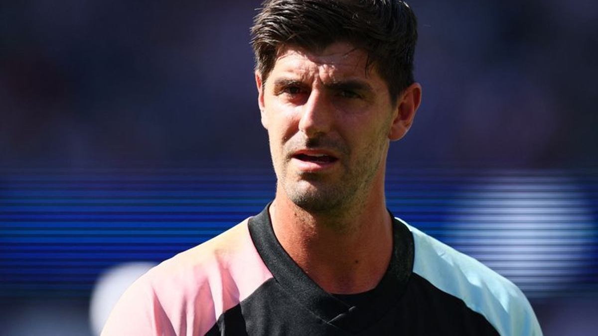 Courtois Backs Van Bommel as Belgium's New Coach, Signals Willingness to Continue International Career