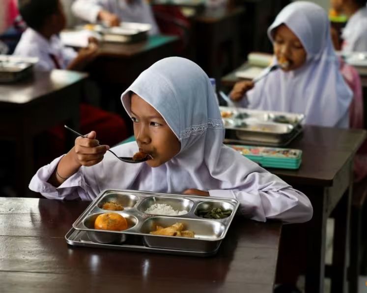 Indonesia's Free Meals Programme Hit by Second Leadership Exit in Weeks