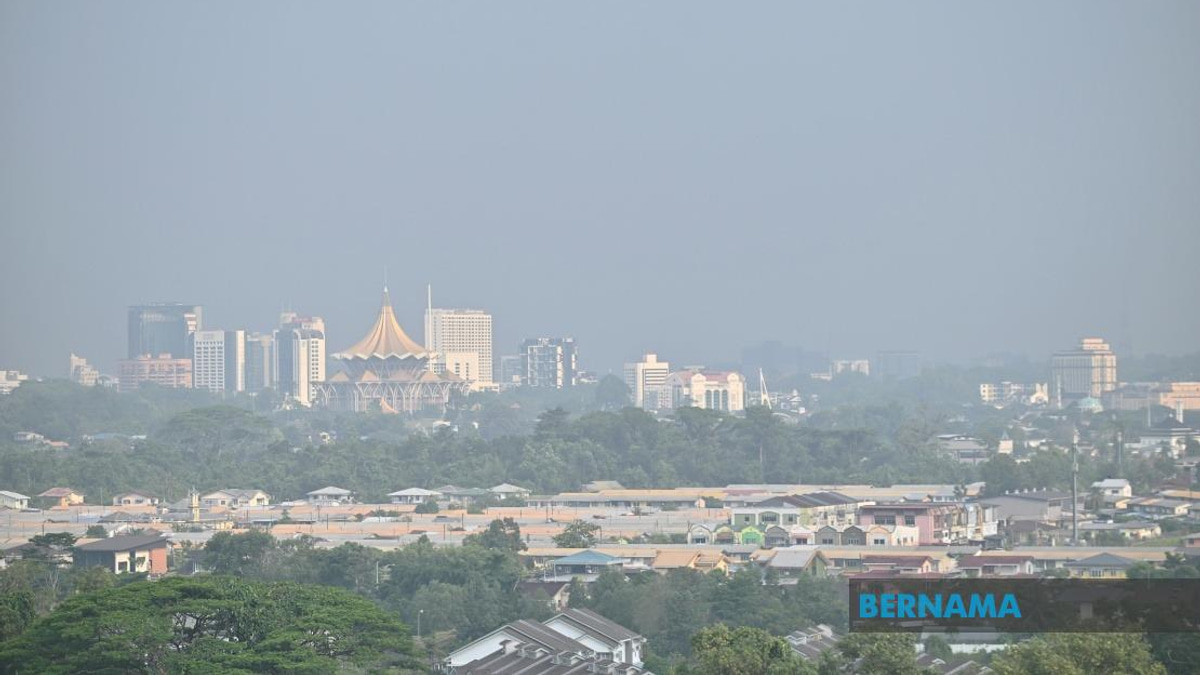 Sarawak Braces for Extended Heat Wave as Haze Risk Escalates Through Mid-August