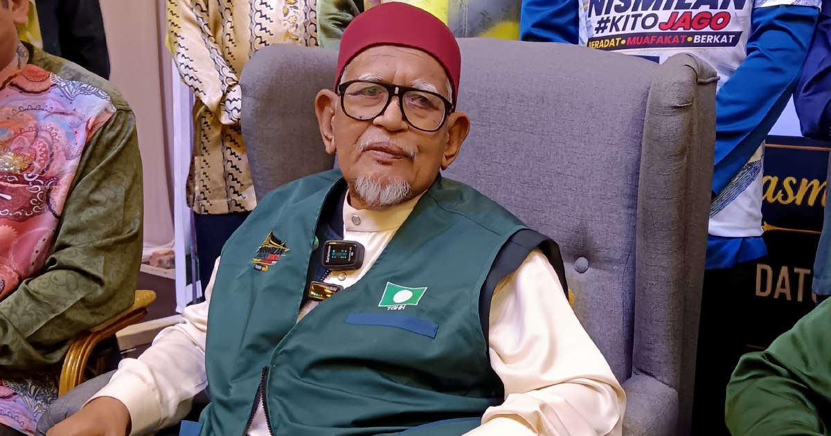Hadi Rejects Muhyiddin's 'Toxic PN' Accusation, Blames Bersatu Leadership