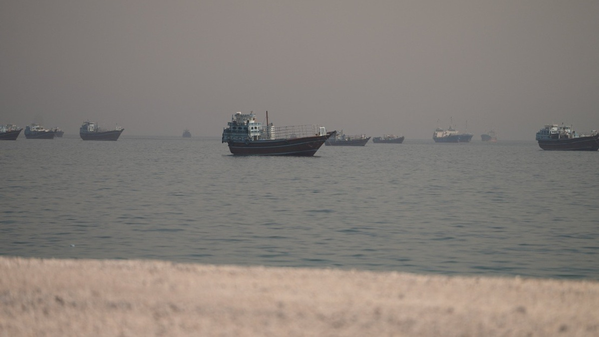 Britain and France Prepare Multinational Naval Force for Hormuz Strait Security
