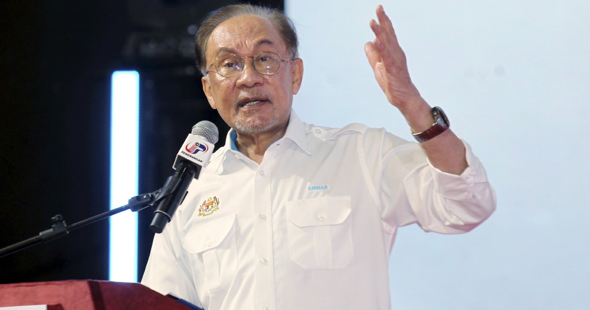 MACC Should Probe eFishery Deal Despite Early All-Clear, Says Anwar