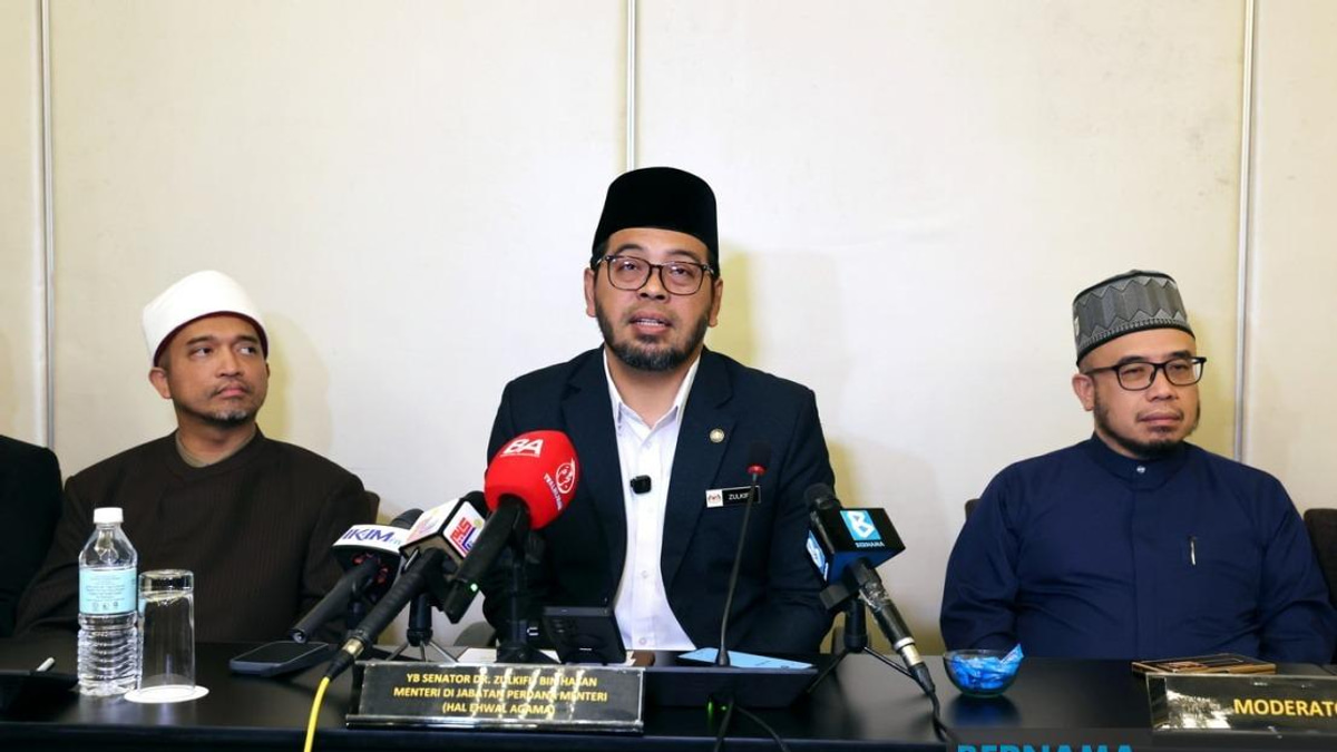 Religious Affairs Minister: 'Kafir Harbi' Term Unsuitable for Malaysian Citizens