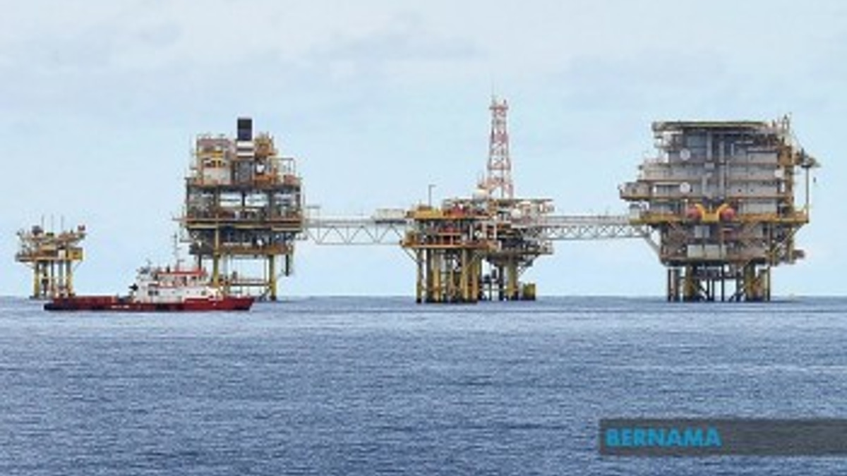 Southeast Asia's Offshore Energy Investment Surges Despite Middle East Tensions