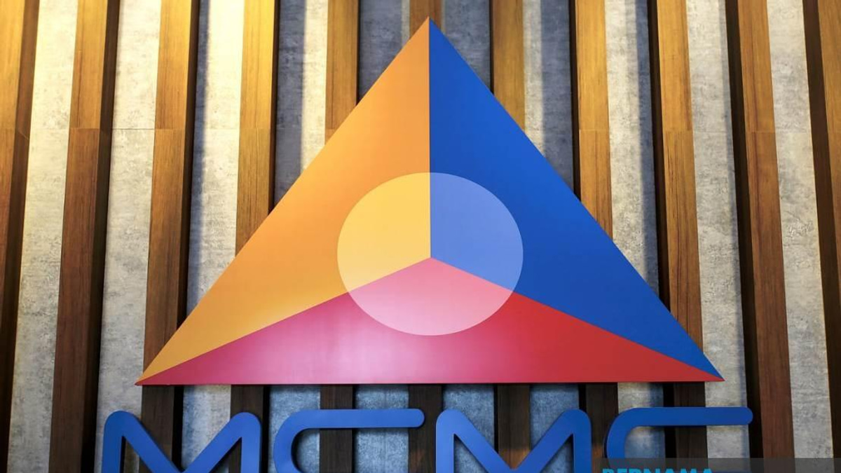 Malaysia Tackles Paradox of Full Signal but No Internet Through Fibre Upgrades