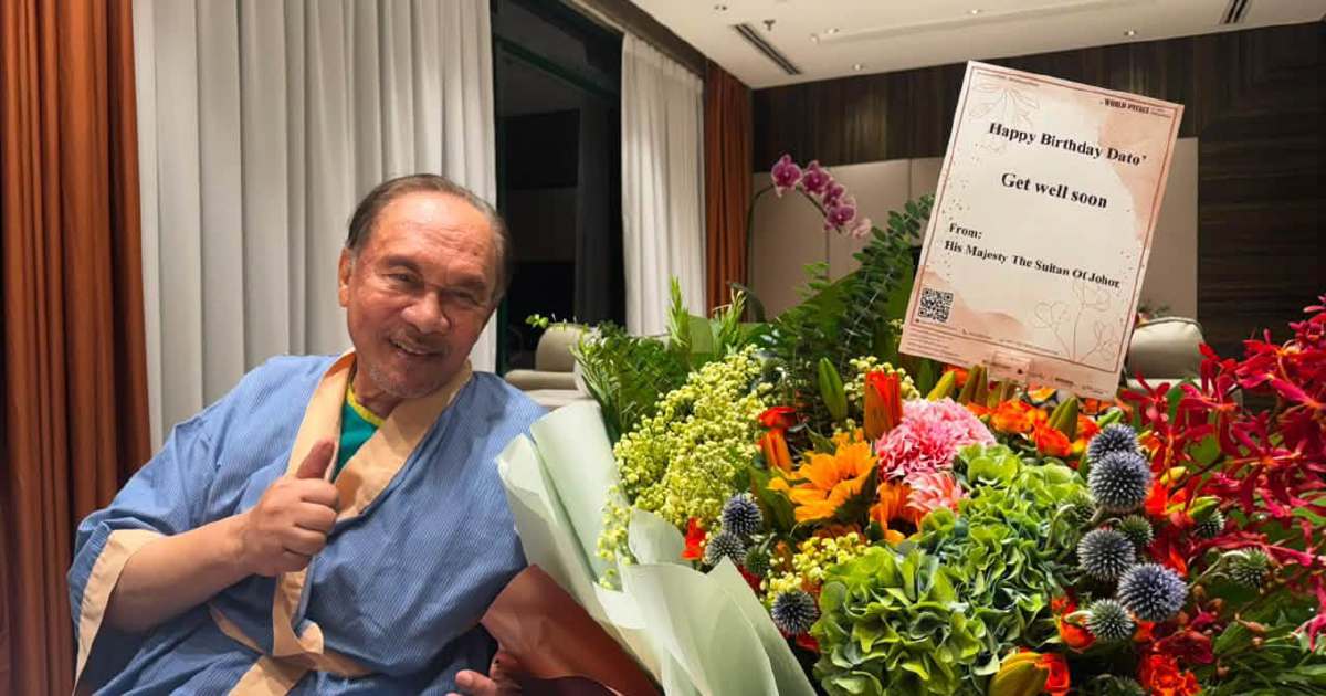 Anwar Ibrahim Expresses Gratitude to King and Queen for Birthday Wishes and Prayers for Recovery