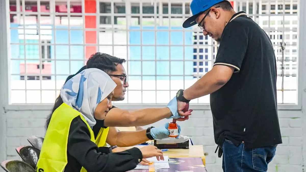 Ethnicity, Not Age, Explains Younger Voters' Swing to BN, Says DAP's Ong Kian Ming