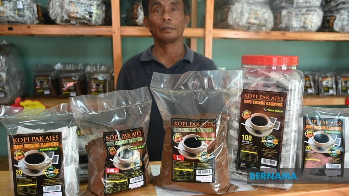 Johor Election Boosts Coffee Business for Entrepreneur Pak Ajes