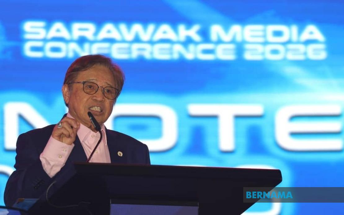 Press Freedom Must Be Tempered by Ethics in Digital Age, Says Abang Johari