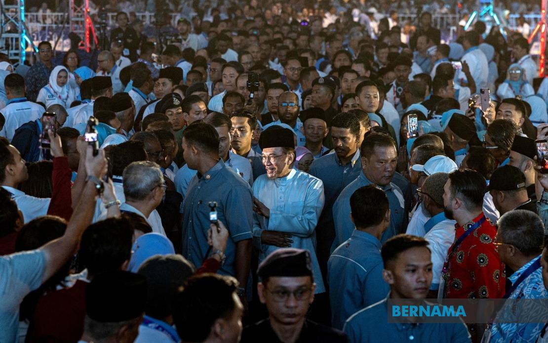 PKR Congress Should Focus on Internal Renewal and Rebuilding Public Confidence, Says Tengku Zafrul
