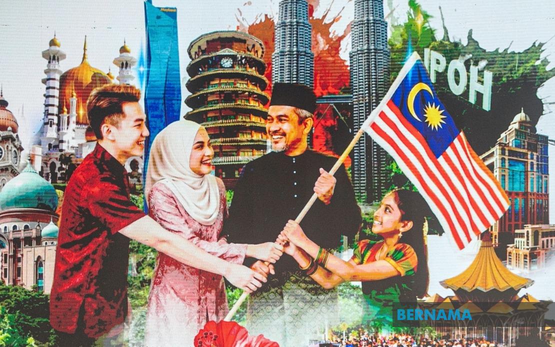 Fahmi Warns Content Creators Over AI-Generated National Flag Imagery