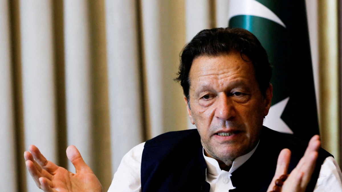 Former Pakistan PM Imran Khan Remanded to Custody After Court-Ordered Medical Assessment