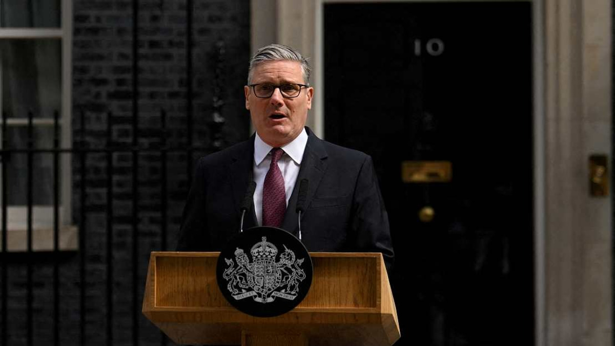 Starmer to Step Down as UK Labour Implodes, Burnham Emerges as Successor