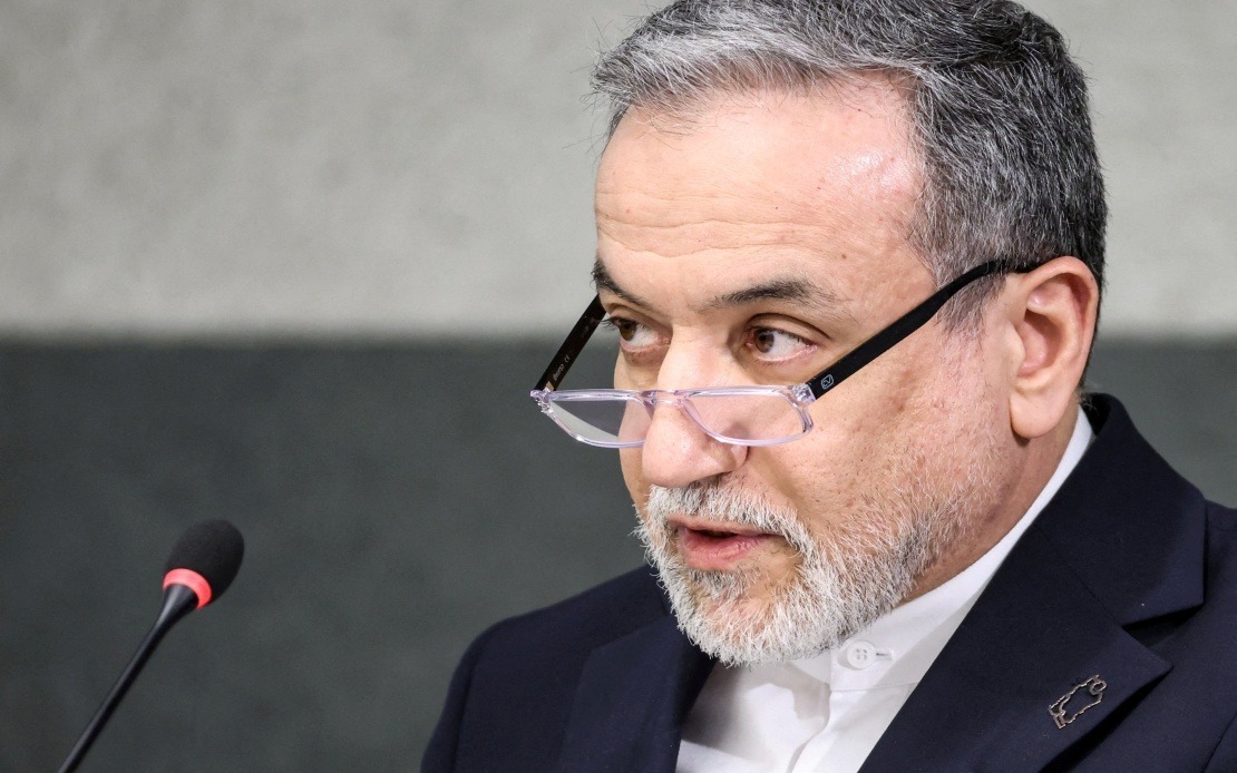 Iran Asserts Control Over Strait of Hormuz Amid Trump's Shipping Fee Proposal
