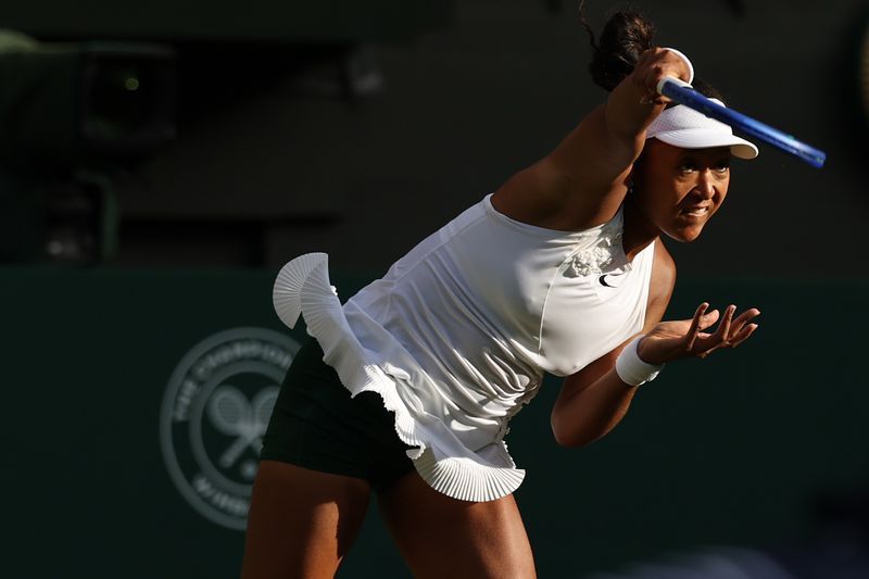 Osaka Dismantles Sabalenka at Wimbledon as Top Seeds Fall; Djokovic Advances Grimly