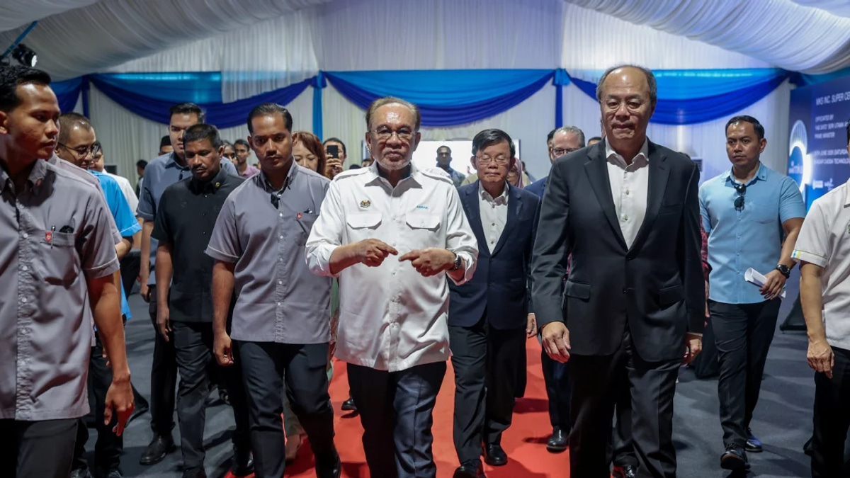Malaysia's balanced diplomatic approach attracts foreign investors, PM Anwar affirms