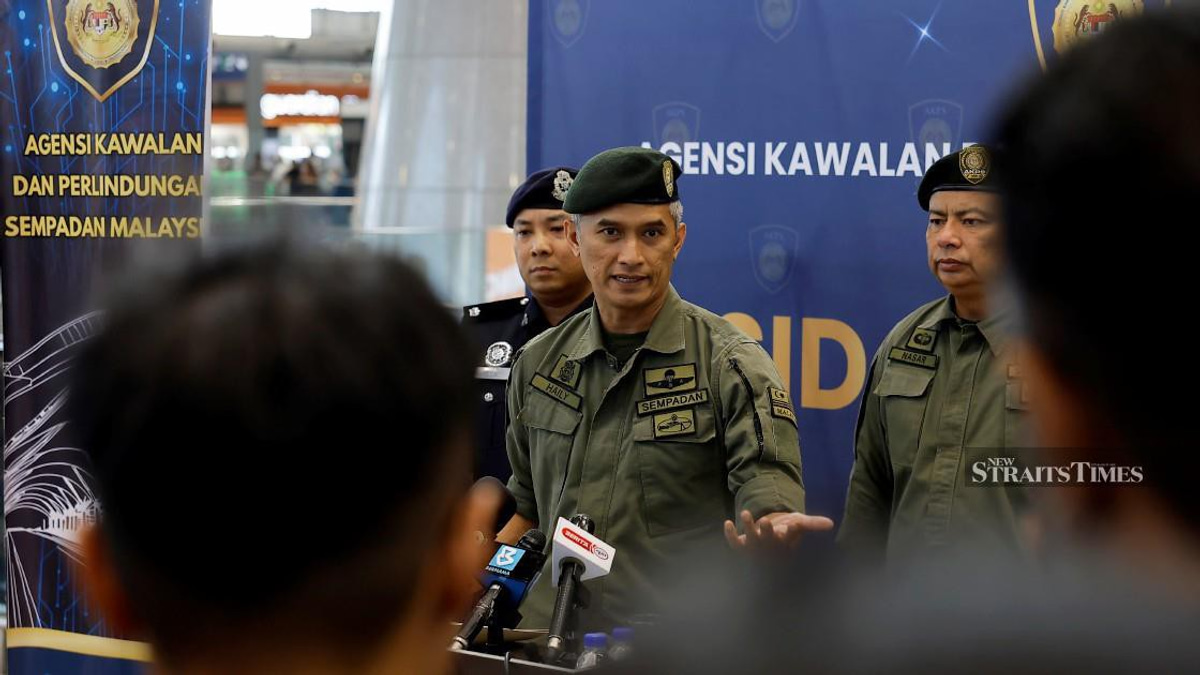 Malaysia Airlines Pilot's Drug Seizure: AVSEC Handled Baggage Screening, Says Official