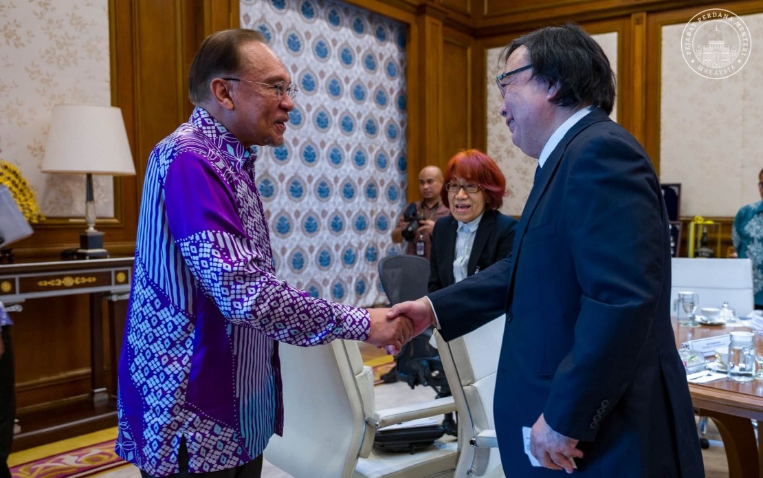 Anwar Ibrahim Meets Genron NPO President to Deepen Malaysia-Japan Strategic Ties