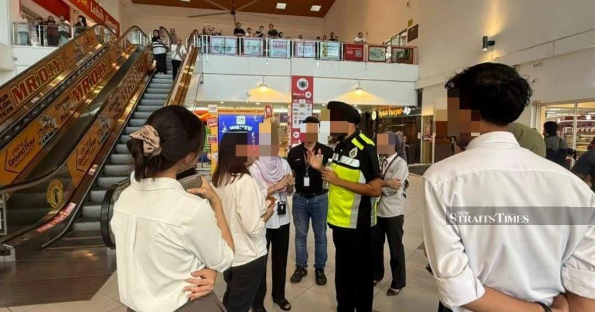 Immigration Department detains 86 undocumented migrants in Klang mall raid