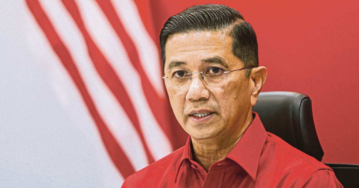 Azmin Rejects Hadi's Claim That Bersatu Has Quit Perikatan Nasional