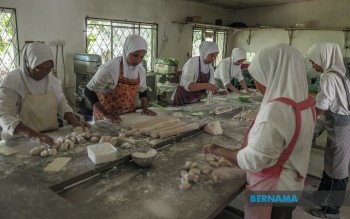 Malaysia Pushes Forward With 23 Halal Ingredient Initiatives To Reduce Import Reliance