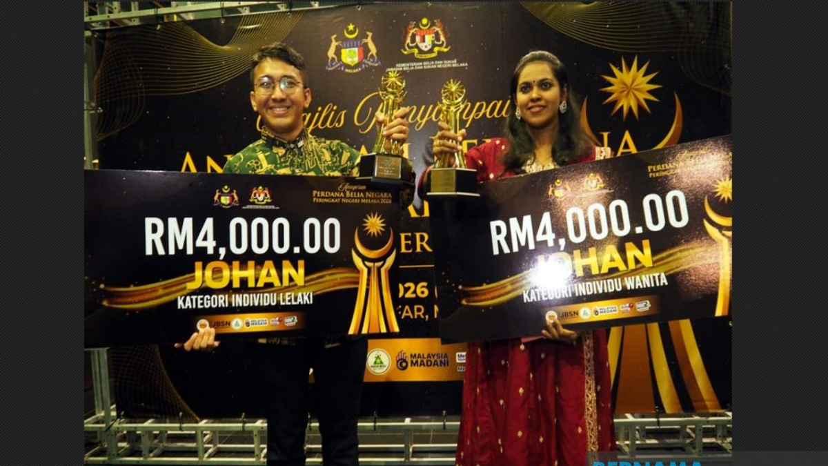 Young Syariah Lawyer and Teacher Recognised for Service at Melaka Youth Awards