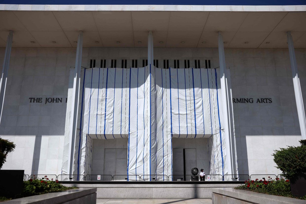 Trump Administration Threatens Kennedy Center Demolition in Row Over Naming Rights