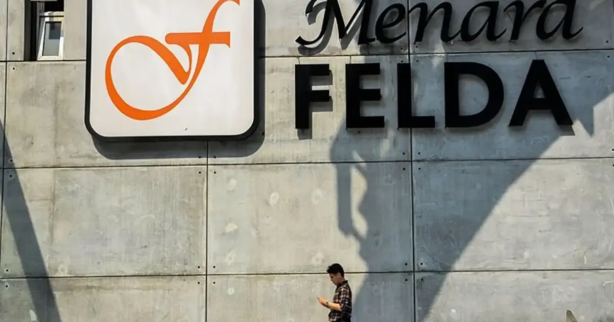 Anwar Says Mismanagement and Political Interference Cost Felda Nearly RM10 Billion