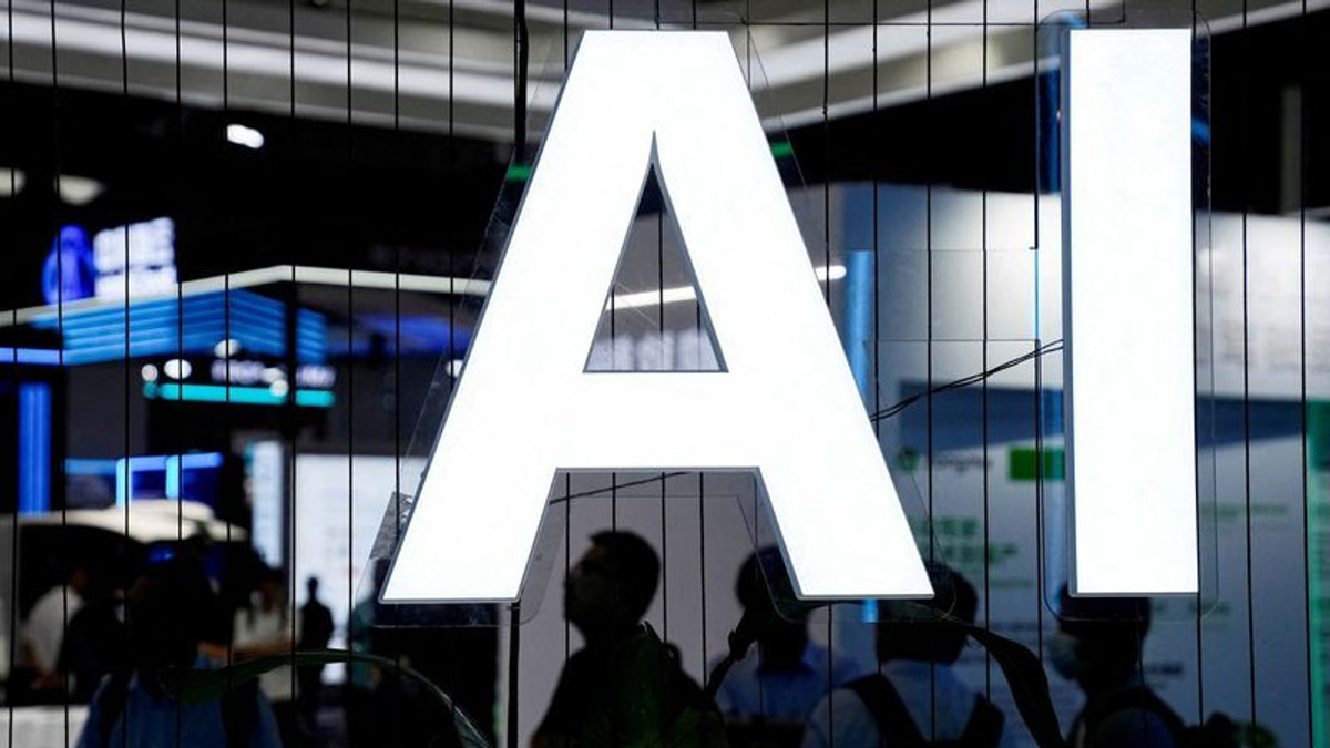 Over 200 Experts, Including Nobel Winners, Demand Urgent Action on AI's Economic Fallout