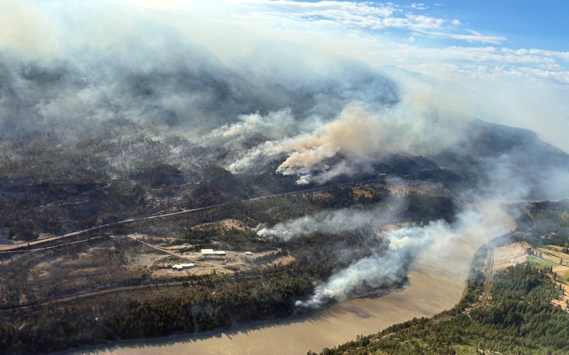 Wildfire Suppression Aircraft Crashes in Canada's Northwest Territories, Three Killed
