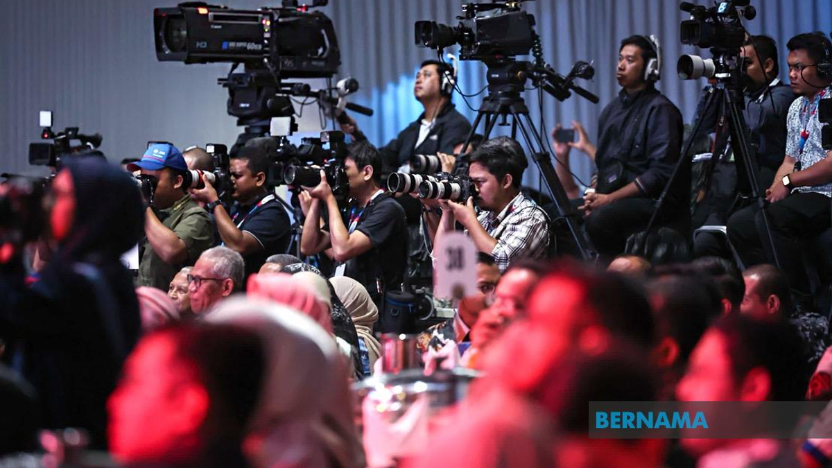 Malaysian Media Council Endorses PM Anwar's Framework for Journalist Complaints